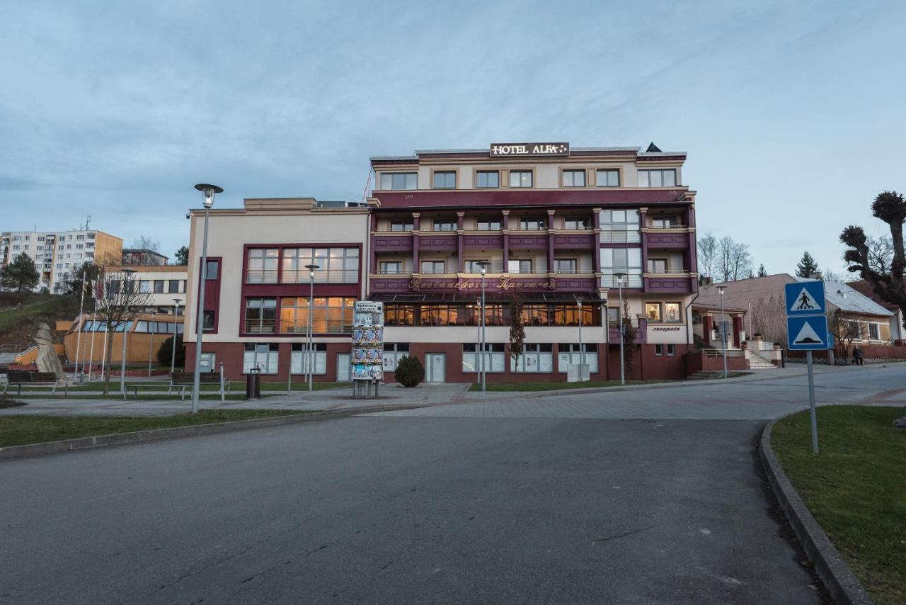 Hotel Alfa Giraltovce Экстерьер фото